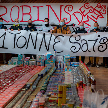 Citoyenneté entre les murs