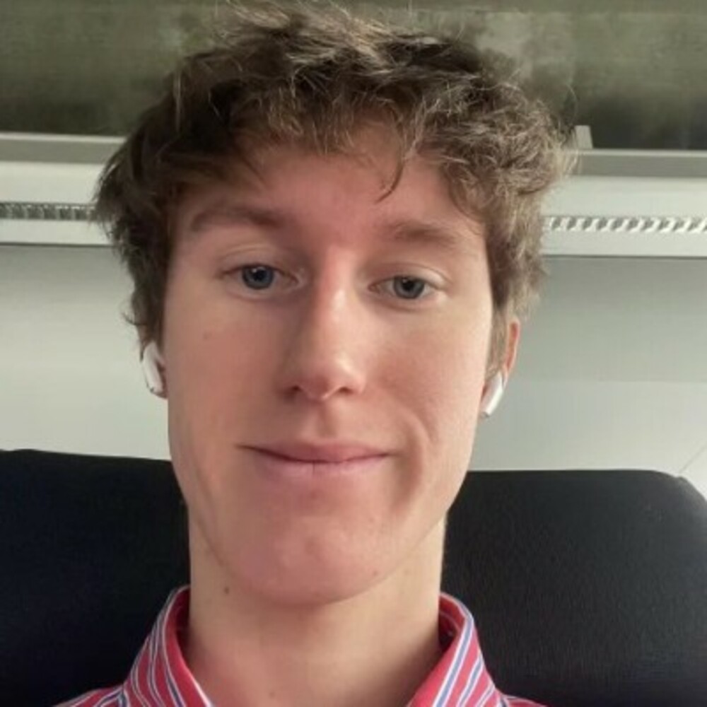 MATHIAS VERNADE - Junior Expert Archivage Legal / Decommissioning