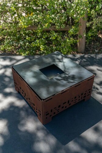 BRASERO PLANCHA AUVERGNAT 74 X 74 X 90 CORTEN
