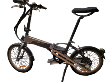 Vertical pedaling kit (similar to a seated 'step') to be installed on bicycles