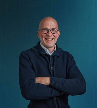 Dr. Richard PASSWATER