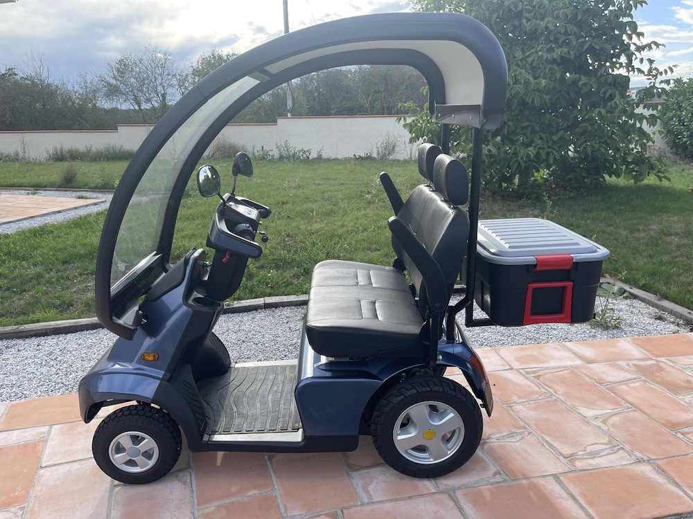 GRAND SCOOTER + PROTECTION