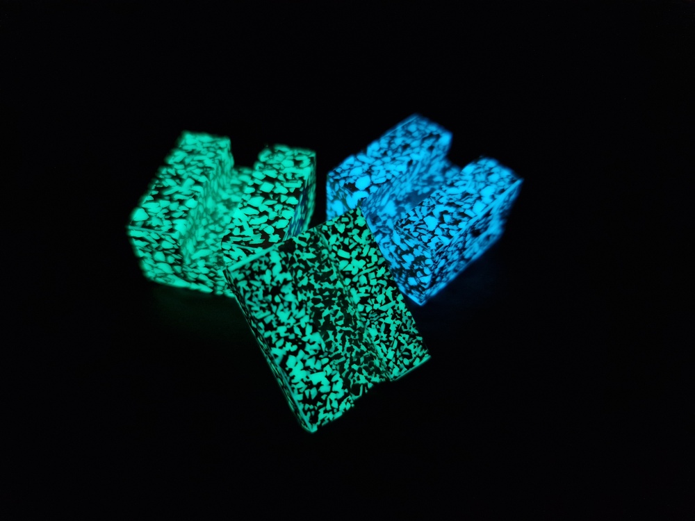 Swiss Super-LumiNova® comme motif de camouflage dans un alliage spécial d'aluminium