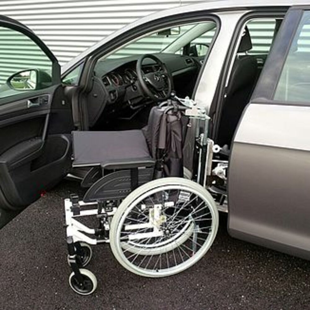 PORTE ET ROBOT CHARGEUR EDAG