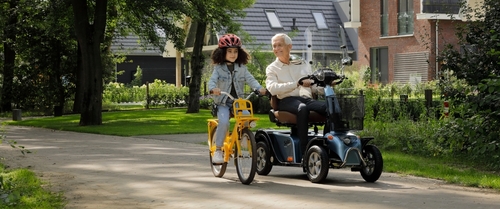 Scooter SOLO Blue Diamond