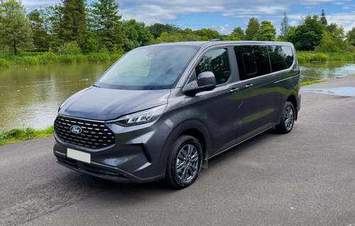 Ford Tourneo Custom Independance