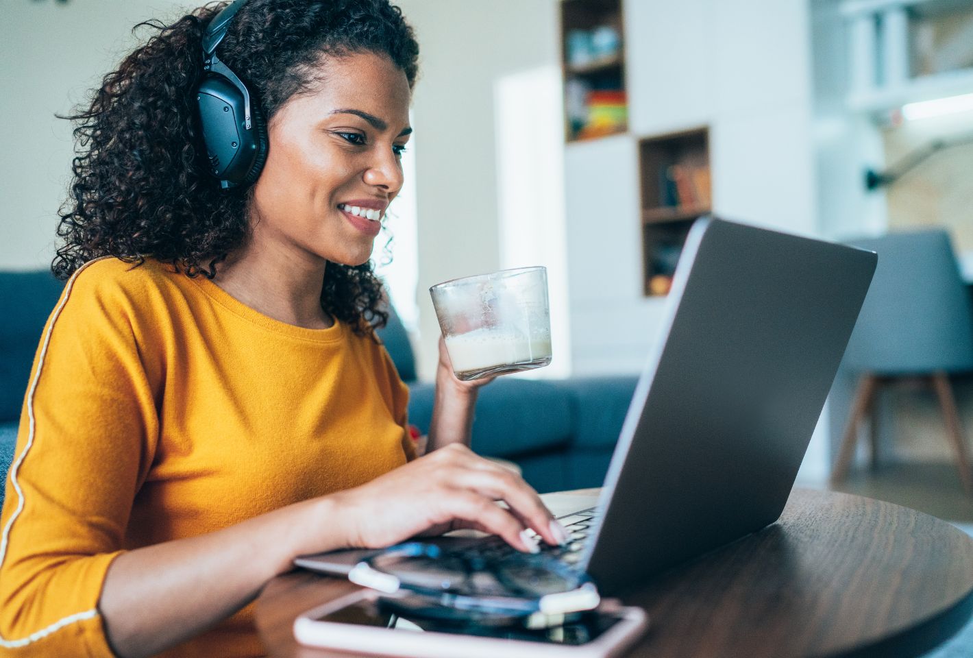 Entreprendre en franchise depuis chez soi : un modèle flexible et rentable 