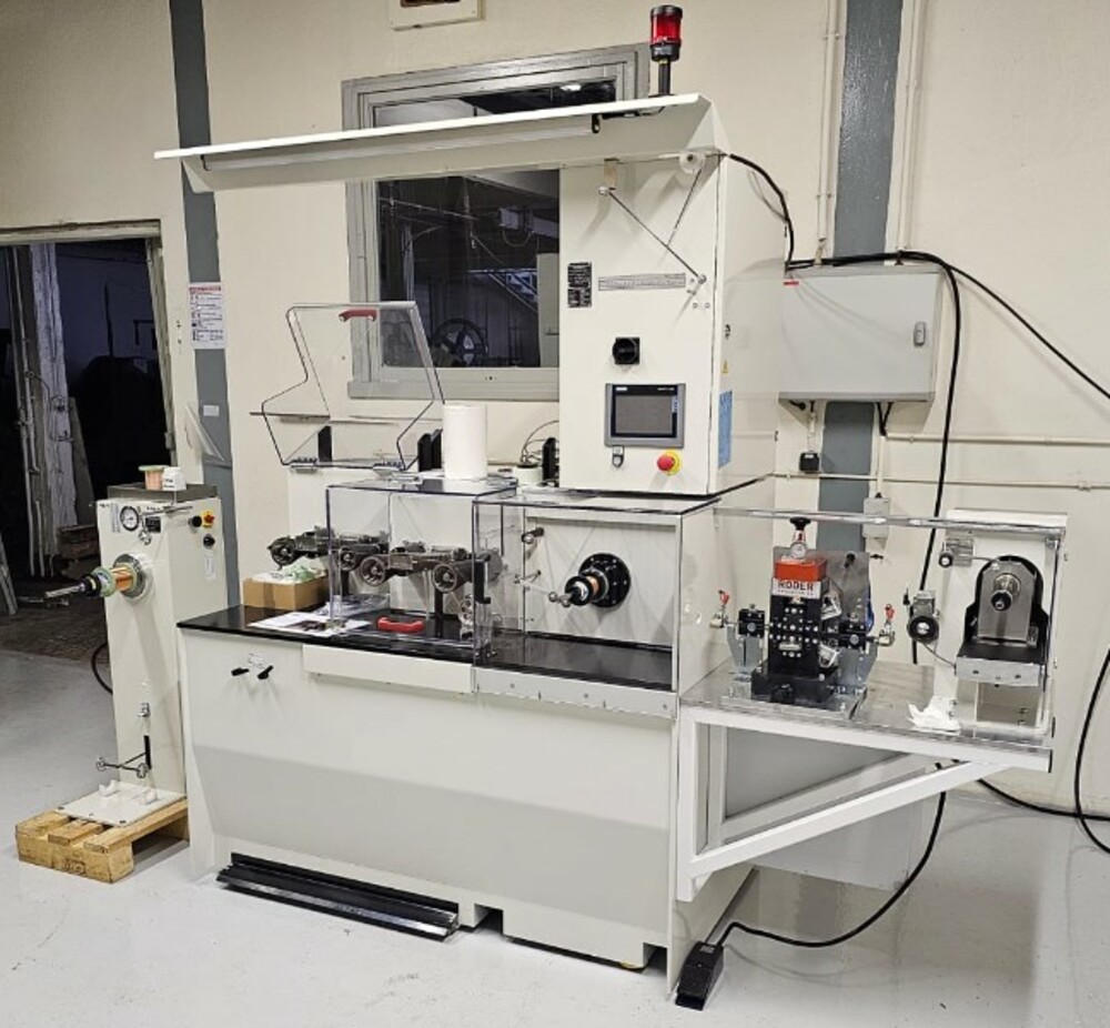 Drawing line with rolling mill head - Ligne de tréfilage avec tête de laminage