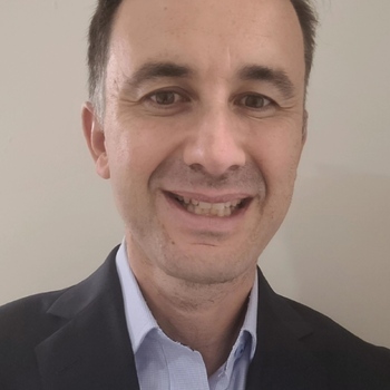 Lee Scoufis
