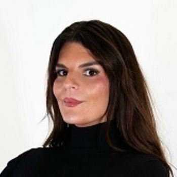 Laura DESTRE