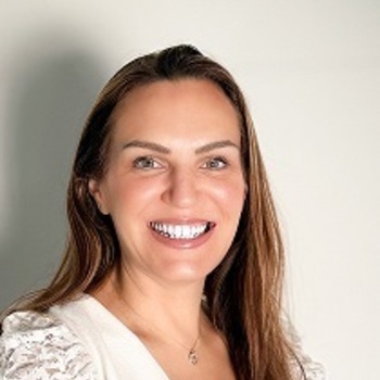 Sandra TCHADJIANE