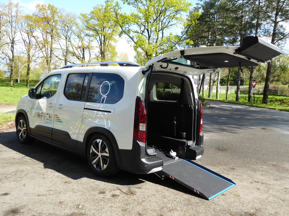 Peugeot e-RIFTER XL Handi'Air 