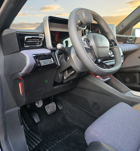 La pédale d'accélérateur commutable au pied gauche