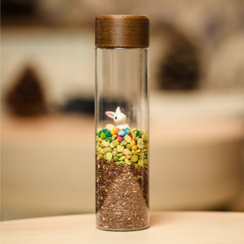 Bouteille sensorielle thématique