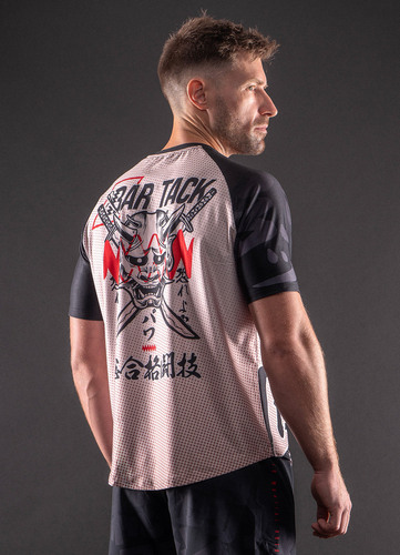 T-SHIRT DRYMAX™ MANCHES COURTES BAR TACK "ONI 鬼" - SABLE