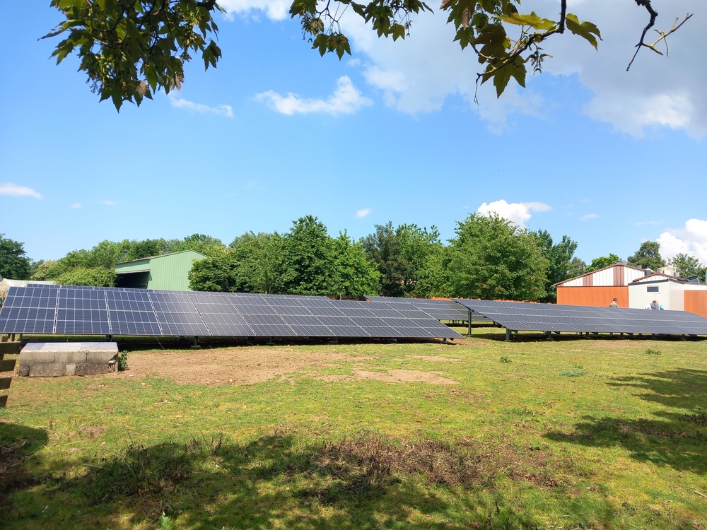 Installation solaire photovoltaïque au sol en Elevage Porcin