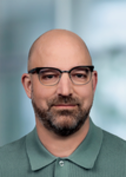 Tobias Fischer