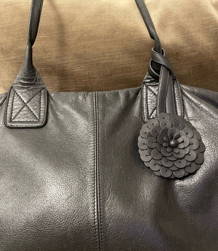 Breloque de sac en cuir