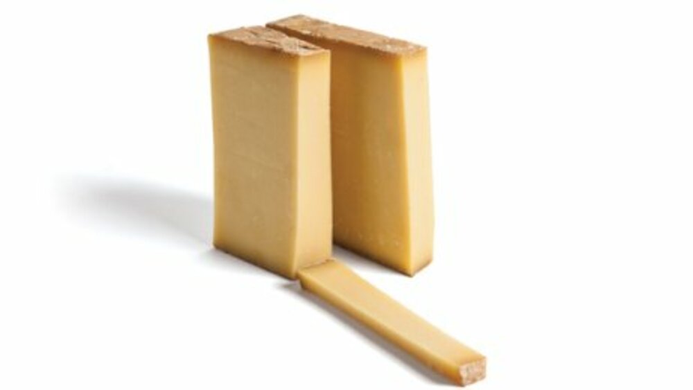 54475 - Beaufort d'alpage au lait cru AOP affiné 5 mois min 33% MG 400/600 g env. L'Affineur du Chef