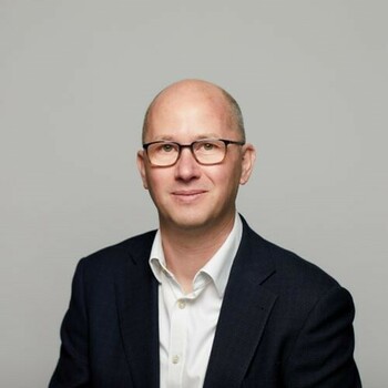 Tom Lewis