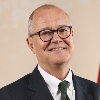 Lord Sir Patrick Vallance