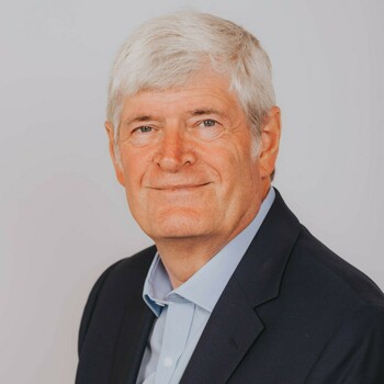 Roger Falconer