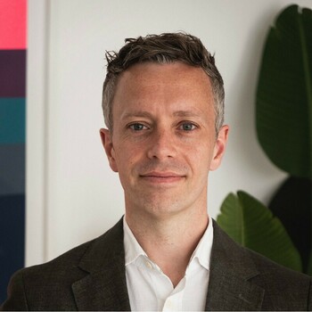 Robin Turgut-Thompson