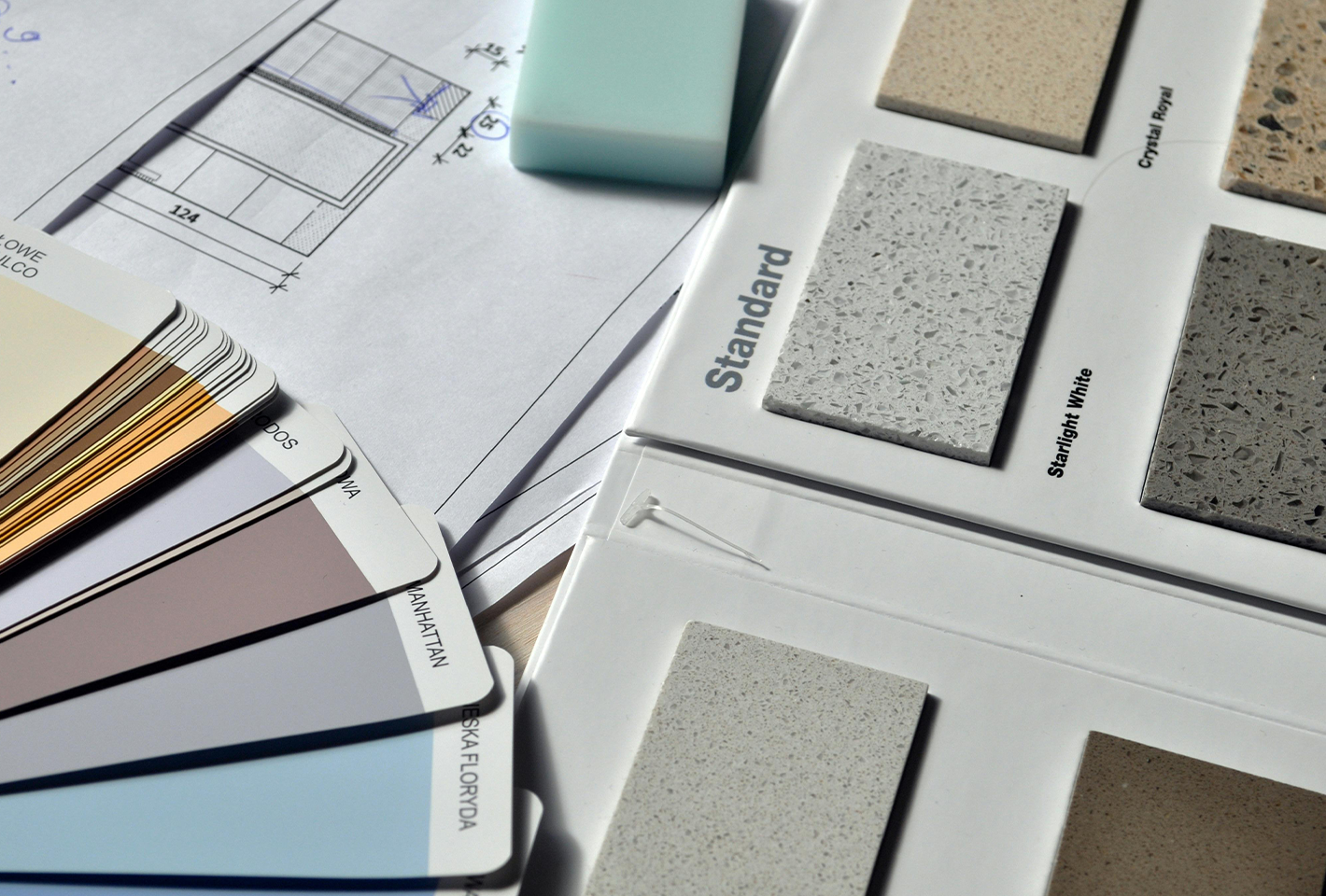 Un design entre bold, pastel tech et naturel