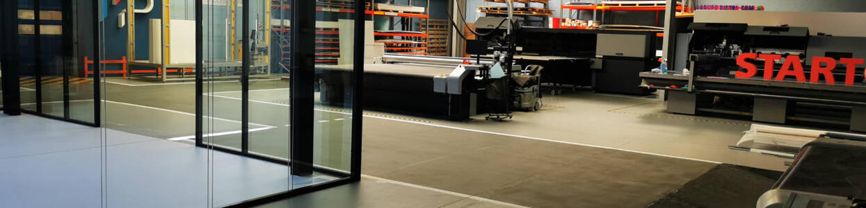 Avec l’acquisition de la nouvelle swissQprint Kudu, le groupe Distri-Com soigne ses effets