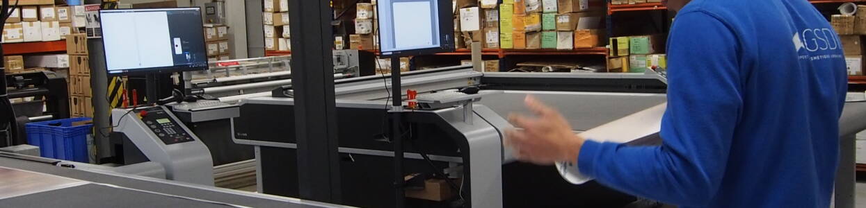 GSDI améliore sa capacité de production avec l’arrivée de deux tables de découpe numérique Zünd