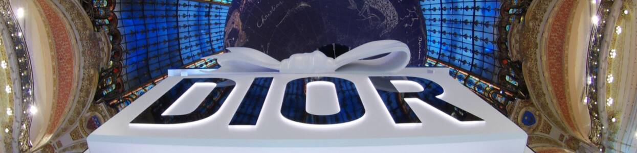 Exhibit Group rachète trois entreprises et renforce sa présence à Paris