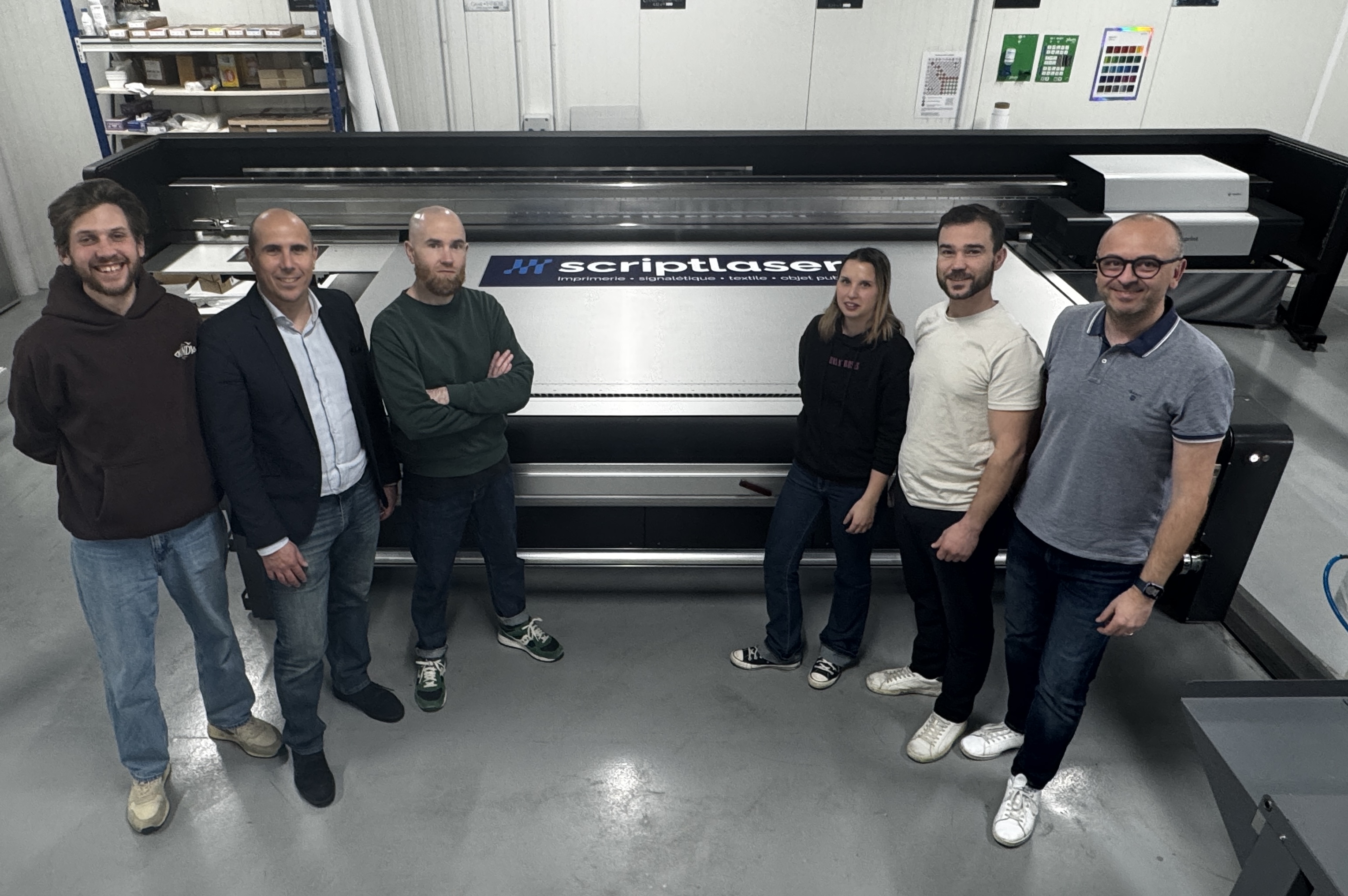 Comment swissQprint accompagne la croissance de Script Laser