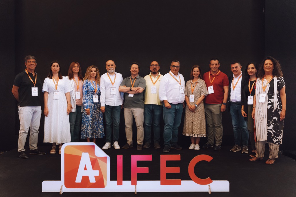 AIFEC y C!Print Madrid 2025: Colaboración para Impulsar la Industria de las Etiquetas