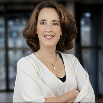 Emmanuelle Leon