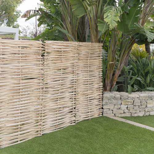 Panneau noisetier tressé