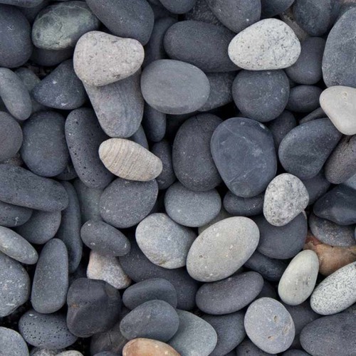 Beach pebbles noir galets