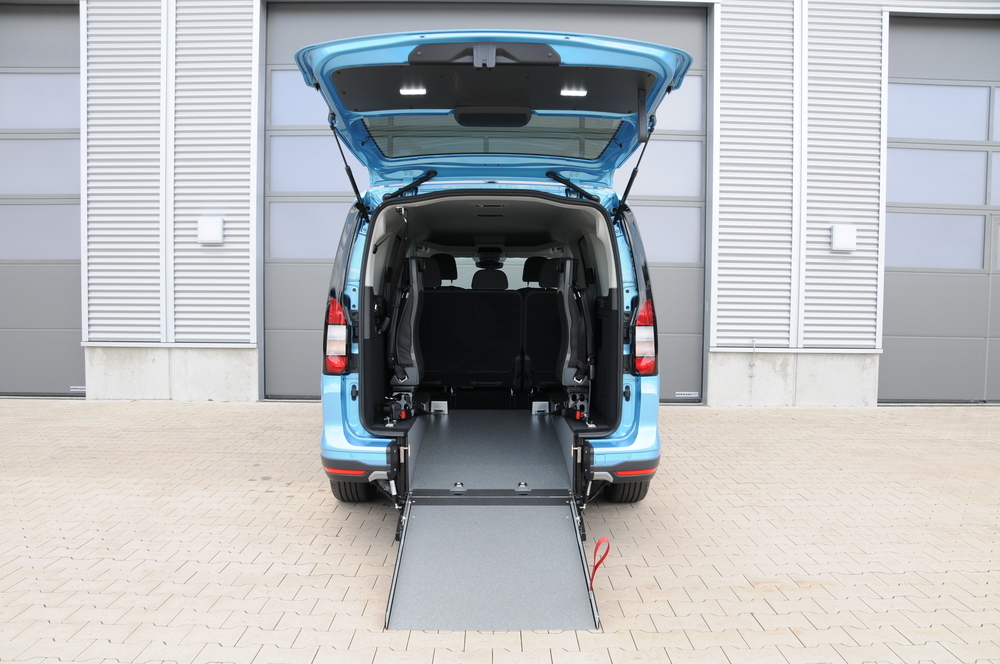 FORD Grand Connect TPMR 5+1 FR ou 7 places