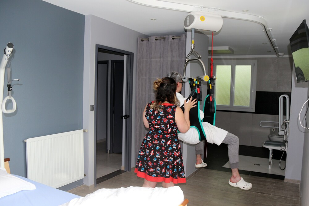 LOCATION MAISON PMR HODDICE