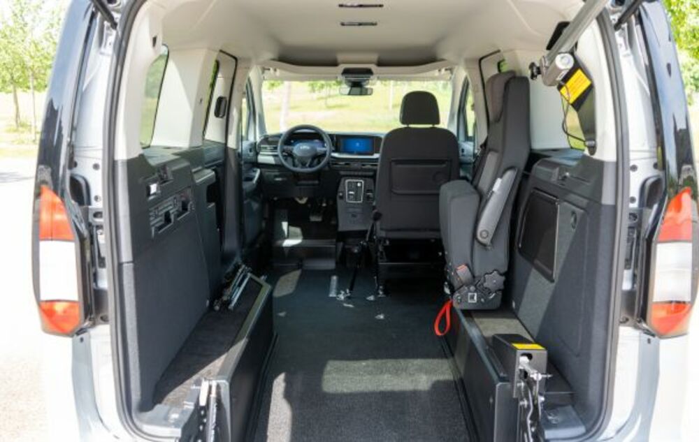 Ford Connect Avance conduite en Fauteuil Roulant