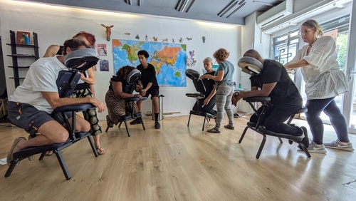 Formation au massage Amma assis