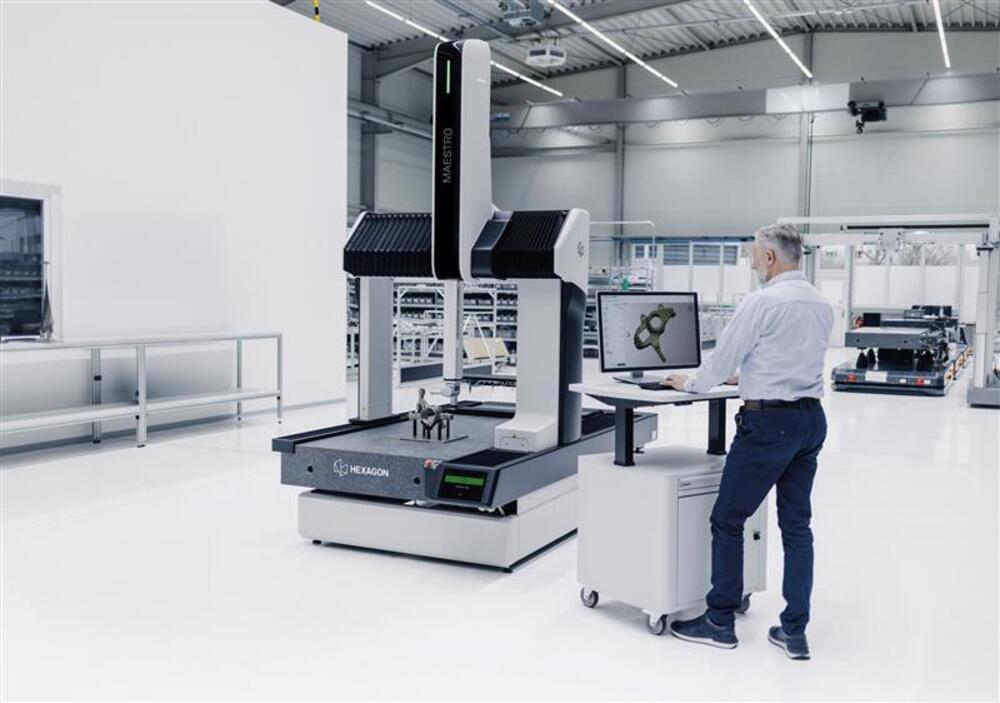 Hexagon showcases the next generation of coordinate measuring machines with MAESTRO - Hexagon zeigt mit MAESTRO die nächste Generation der Koordinatenmessgeräte - Hexagon présente avec MAESTRO la nouvelle génération de machines à mesurer tridimensionnelle