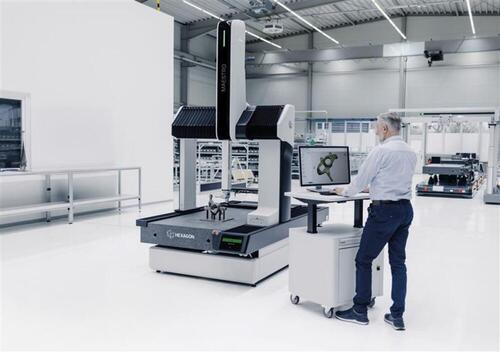 Hexagon showcases the next generation of coordinate measuring machines with MAESTRO - Hexagon zeigt mit MAESTRO die nächste Generation der Koordinatenmessgeräte - Hexagon présente avec MAESTRO la nouvelle génération de machines à mesurer tridimensionnelle