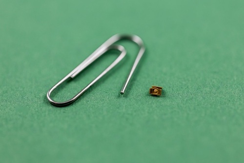 High-precision elastomer components
