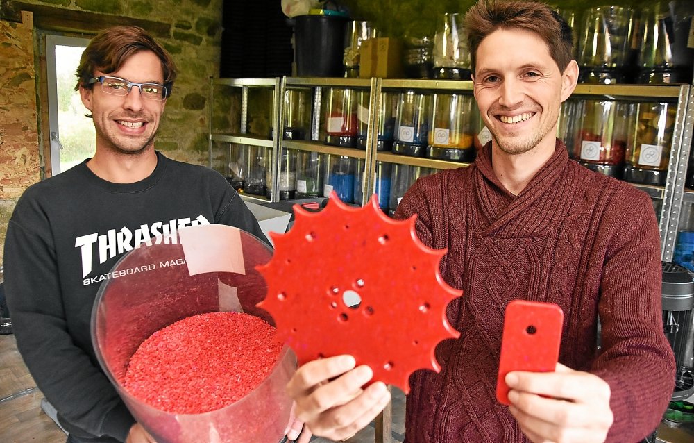 Rehab: Recycling plastic to create design objects.