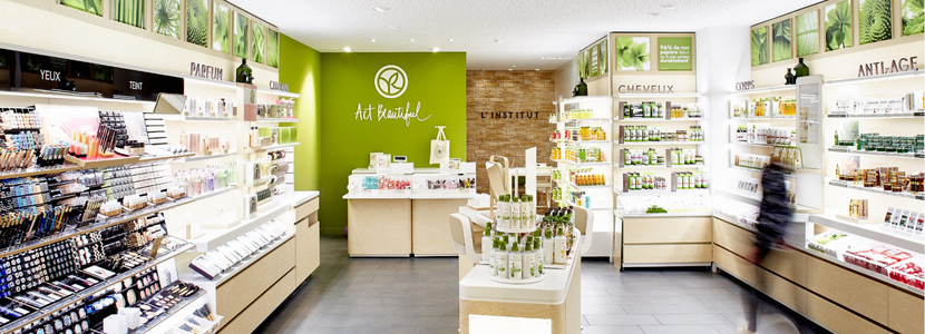 YVES ROCHER CREUSE SON SILLON DANS LE DOMAINE DE LA PLV DURABLE