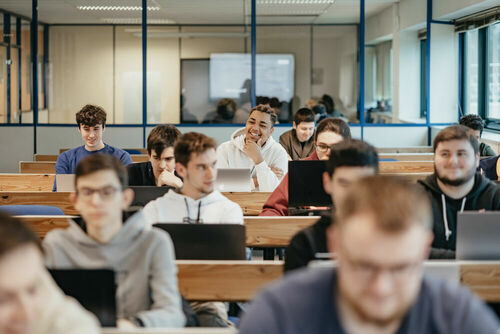 Programme Passerelle - (ré)orientation en informatique