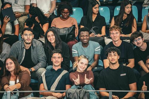 🎓 Rentrée officielle des apprentis 2025 : plus de 1 000 apprentis réunis au FDI Stadium de Montpellier !