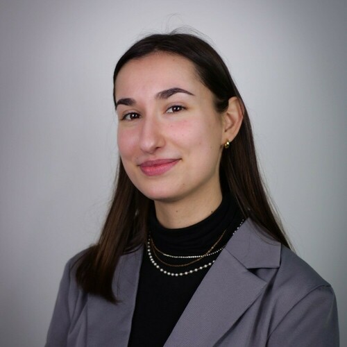 Léa ancienne élève d'HYBRIA nous partage son parcours et son métier à l'international