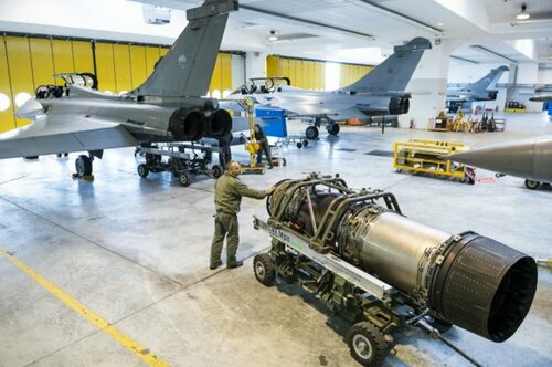 technicien de maintenance aéronautique