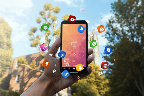 Bachelor 3 - Webmarketing & social media